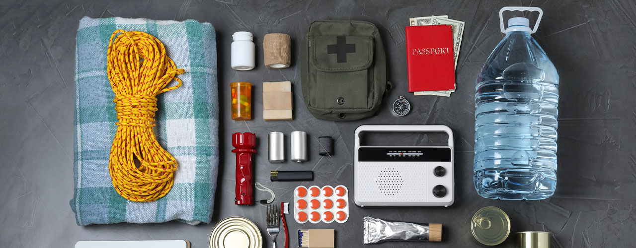 Qué debe tener un morral de emergencia?